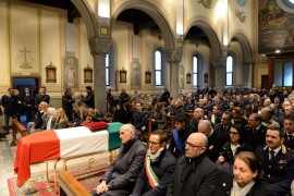 FUNERALI AGENTE PISCHEDDA DUBINO COLICO (12)